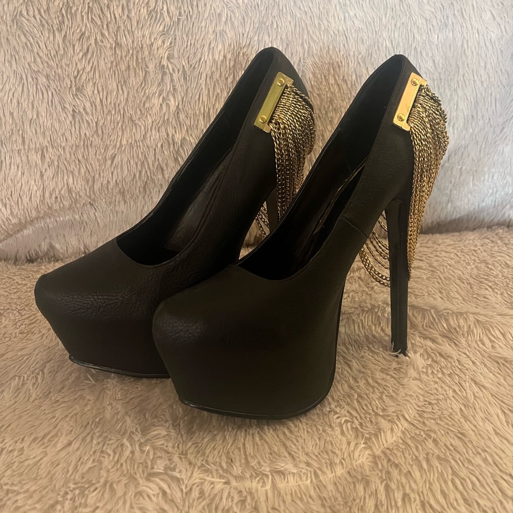 Black Almond Toe Platform Heels with Gold Chains Accents, NWOB